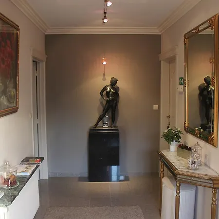 Vanloo B&B 2*
